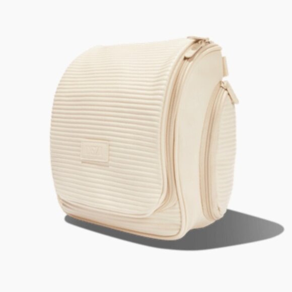 Dezi Skin Pack It All Hanging Travel Toiletry Bag NWT - Picture 3 of 4